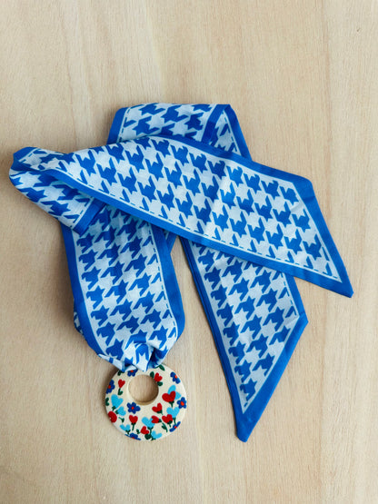 Adorno para bolso pata de gallo azulón (con agujero).