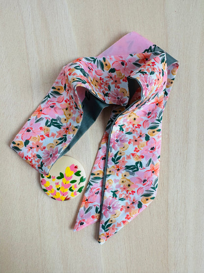 Adorno para bolso flores rosas.